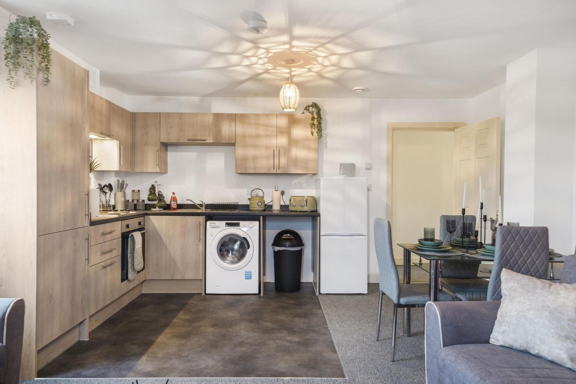 One And Two Bed Apartments Slough Near Heathrow Colnbrook Exterior foto