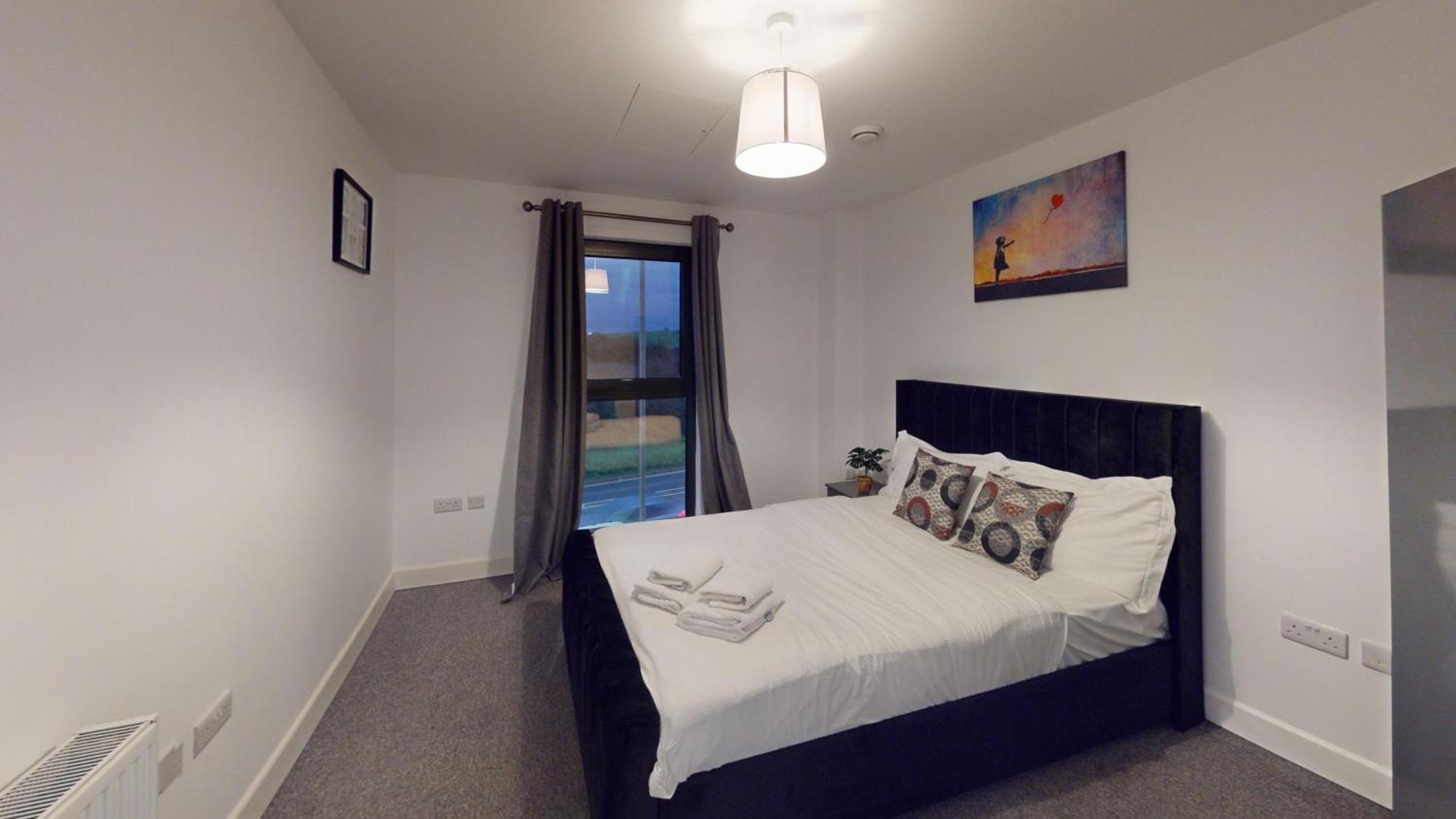 One And Two Bed Apartments Slough Near Heathrow Colnbrook Exterior foto